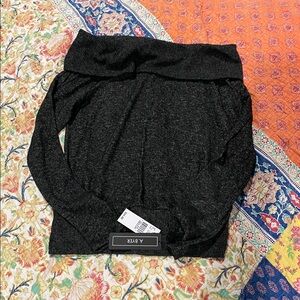 [NWT] A. Byer Sweater Size Medium